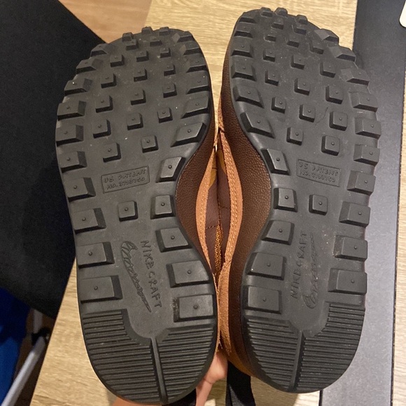 Nike sneakers - Picture 6 of 7